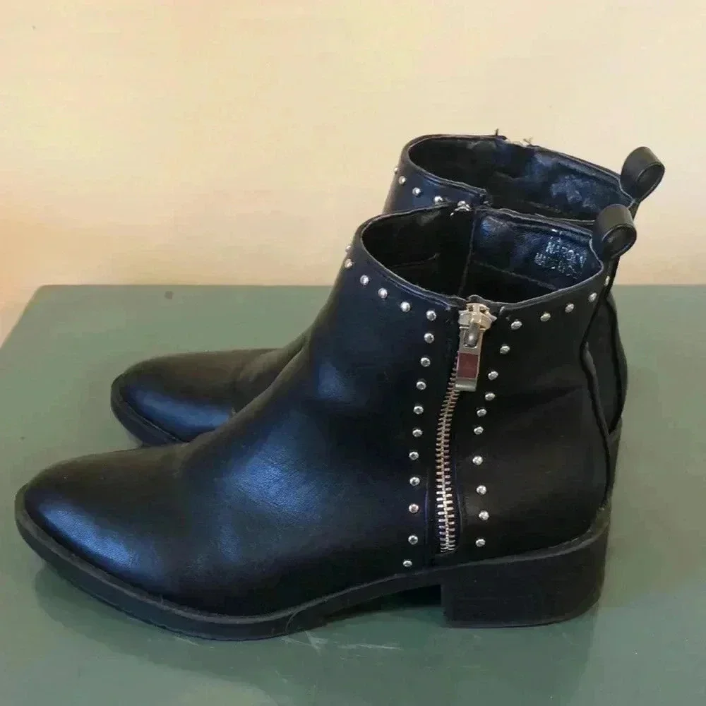 Catherine Malandrino Naroon ankle boots with stud detail.